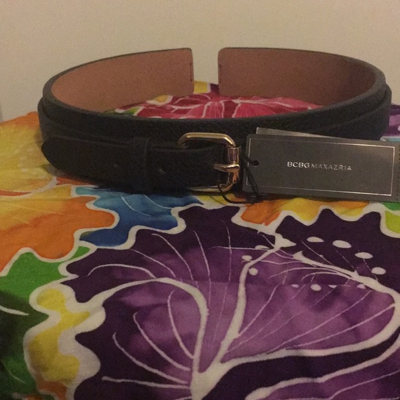 BCBGMaxAzria Accessories - BCBG Maxazria cuff belt. Black leather gold buckle